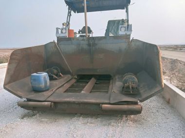 Máy rải nhựa MITSUBISHI  MF61D, bàn là 6m.  Đã bán